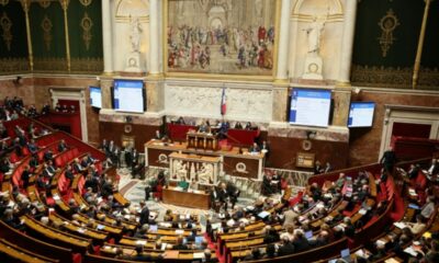 Envoyer une photo de sexe sans consentement devient un délit passible d'un an de prison