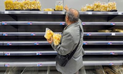 Les routiers italiens lèvent le blocage et les rayons se remplissent à nouveau
