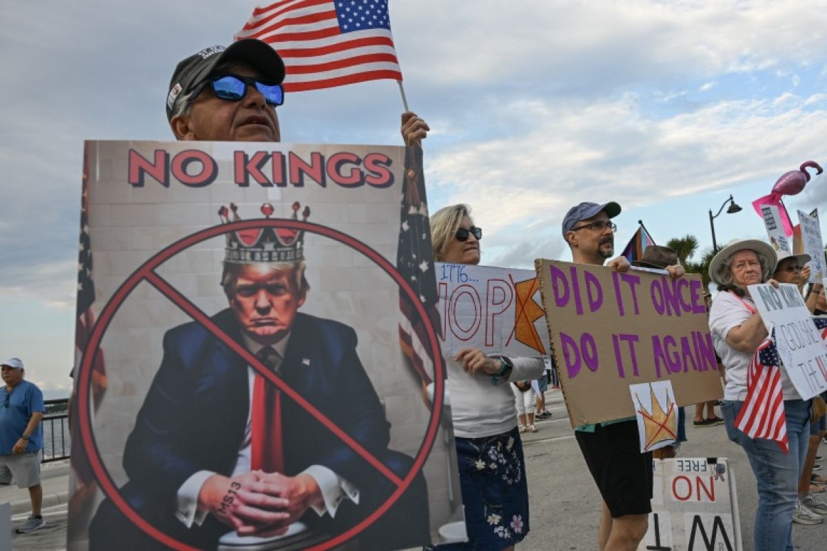 Le mouvement anti-Trump mise sur les urnes avec une journée de fêtes et de marche
