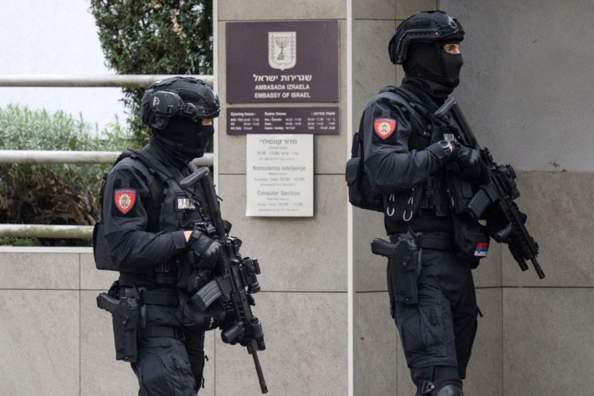 Belgrade, un assaillant armé de couteaux neutralisé devant l'ambassade d'Israël
