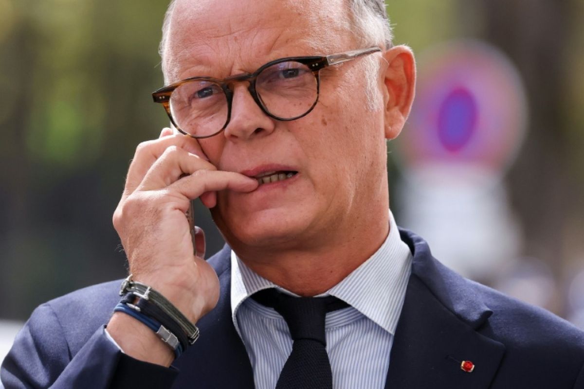 Un peu de sueur, pas de larmes. Le grand oral d'Édouard Philippe pour convaincre