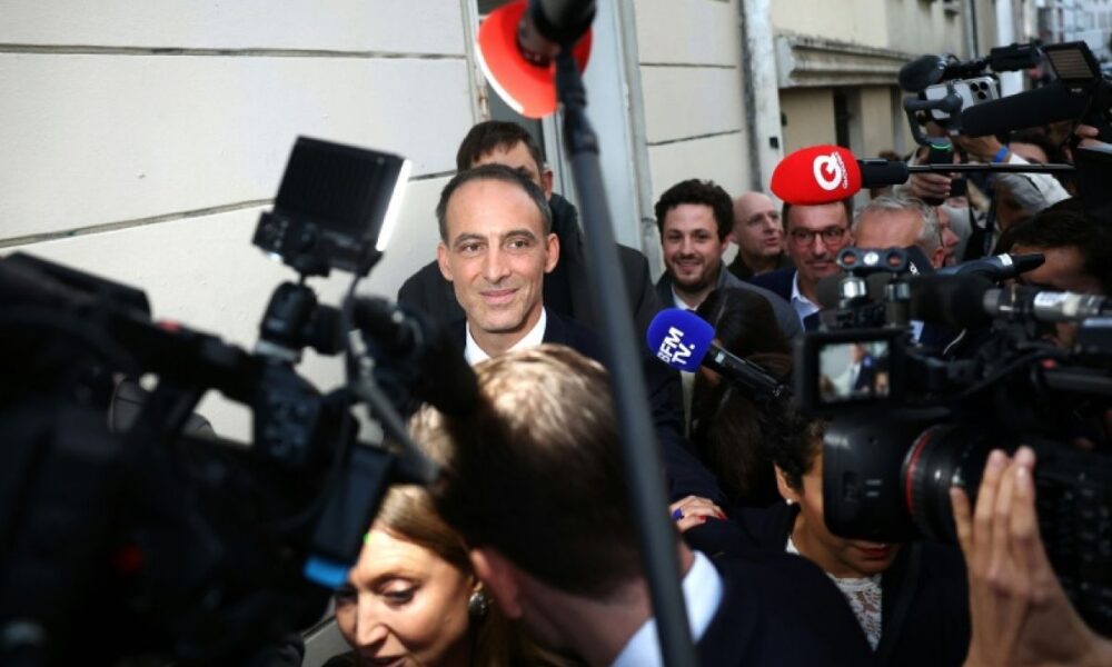 Raphaël Glucksmann écrase la primaire et s'impose comme le visage de la gauche sociale-démocrate