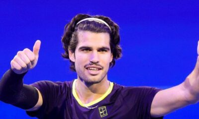 Alcaraz enchaîne une 25e victoire de rang et fonce vers la finale à Vienne
