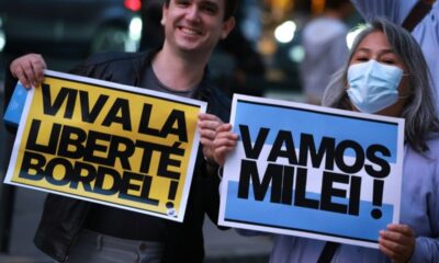 Des fans français de Milei rêvent d'importer sa tronçonneuse