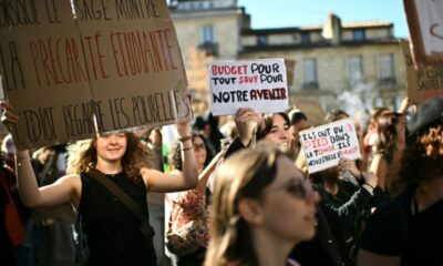 Attal et Mélenchon se disputent les jeunes électeurs