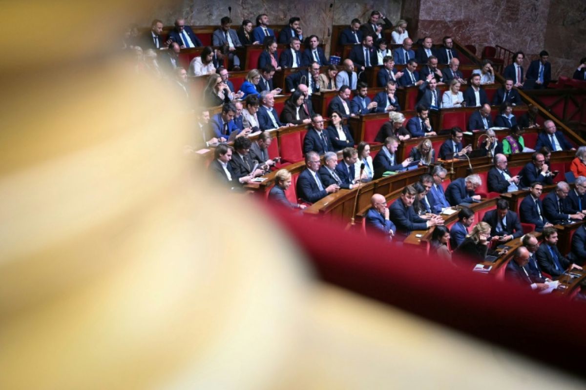 Le RN impose sa marque et fait tomber deux protections pour les femmes