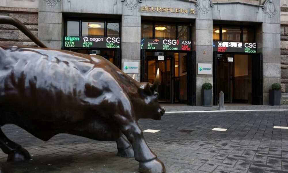 Les Bourses européennes avancent, portées par un espoir de trêve énergétique