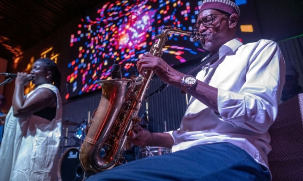 Orchestra Baobab fait danser Dakar et le monde avec une nouvelle génération