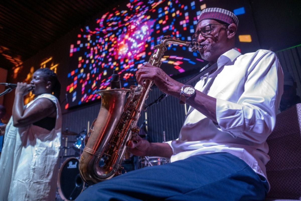 Orchestra Baobab fait danser Dakar et le monde avec une nouvelle génération