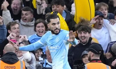 Rayan Cherki signe un bijou à Anfield et affole l'Angleterre
