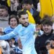 Rayan Cherki signe un bijou à Anfield et affole l'Angleterre