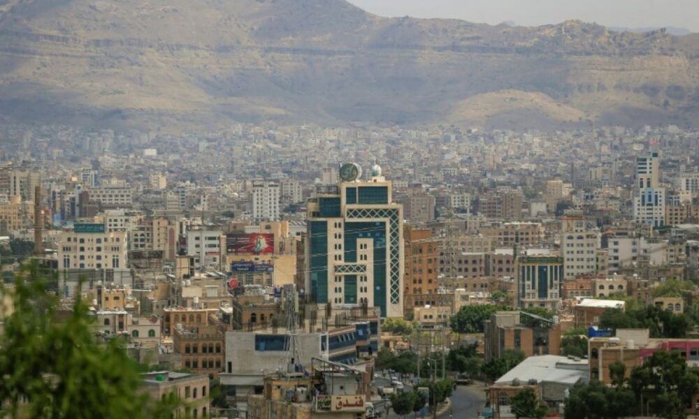 Des missiles sur Sanaa, le Yémen s'enfonce un peu plus dans la guerre