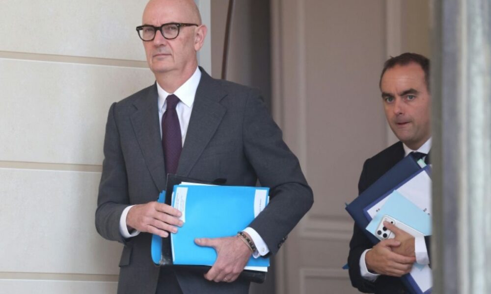 Un budget de rigueur à 54 milliards pour remettre les comptes de la France à flot