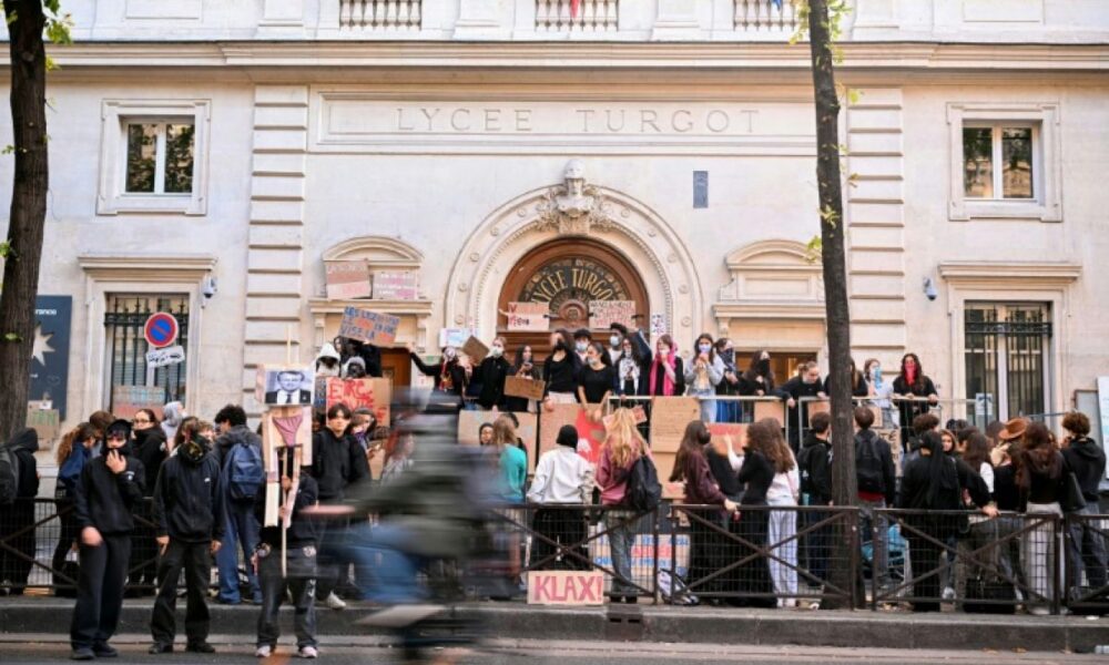 La mobilisation lycéenne ne lâche rien et prépare une journée à haut risque