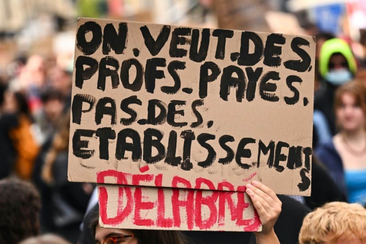 Les lycéens tiennent la rue et promettent de ne rien lâcher
