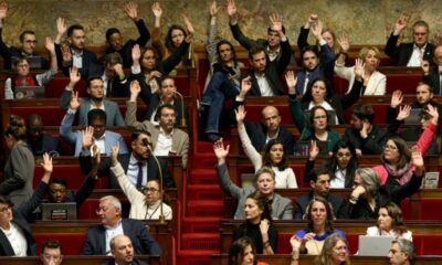 Les Insoumis changent de méthode et signent deux victoires à l'Assemblée