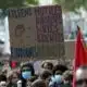 Le bac, pas les matraques, la jeunesse descend dans la rue