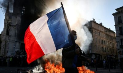 Gilets jaunes, syndicats et lycéens de retour dans la rue, les préfectures serrent la vis