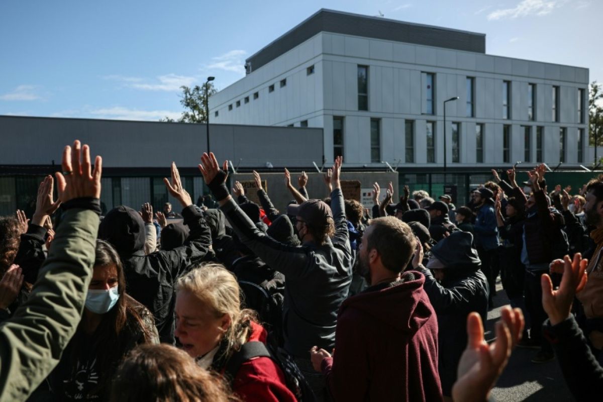 À Orléans, les antifascistes font entendre leur voix face au congrès du RN