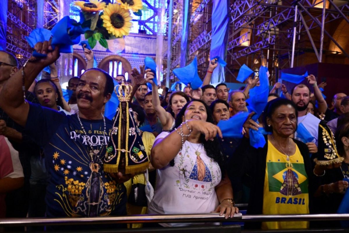 La Vierge noire, arbitre malgré elle de la présidentielle brésilienne