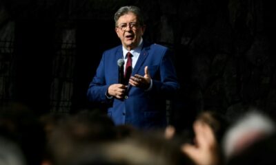 Devant 10 000 personnes, Mélenchon promet d'abattre Parcoursup