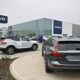 Volvo supprime 2 500 postes et plonge en Bourse