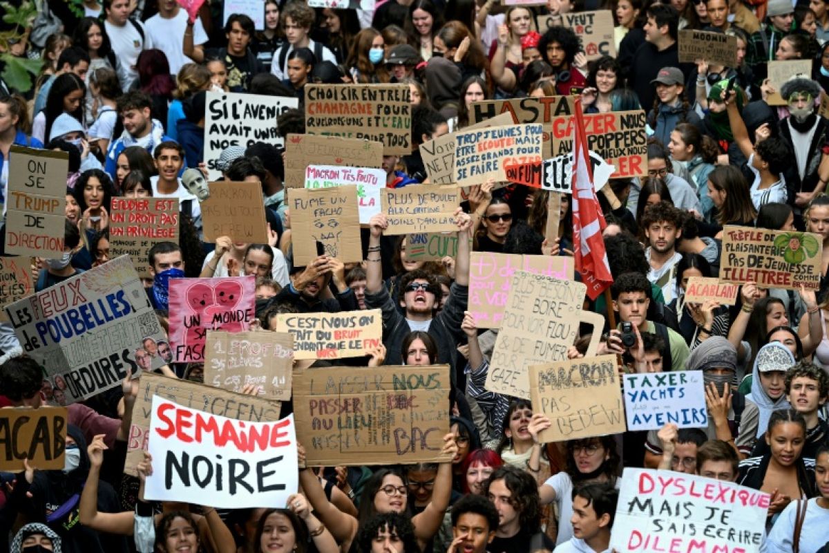 La plateforme de concertation du gouvernement laisse les lycéens de marbre