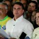 Flavio Bolsonaro refait surface en Équateur après sa défaite