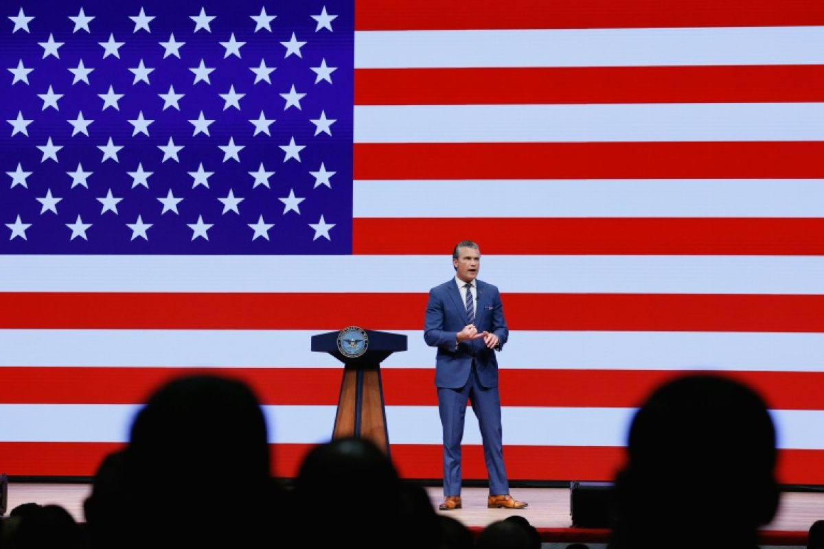 Vingt pour cent de généraux en moins et une armée de guerriers, le credo assumé de Pete Hegseth