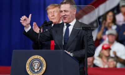 Le patron d'Audi s'affiche avec Trump et déclenche la colère en Allemagne