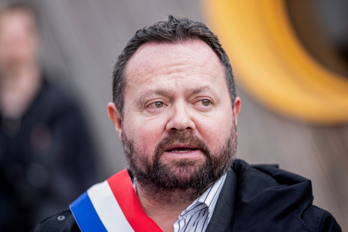 Le Rassemblement national attaque Le Monde en justice pour un tract qui n'a jamais existé
