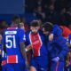 Le PSG s'impose face à Barcelone mais perd trois cadres