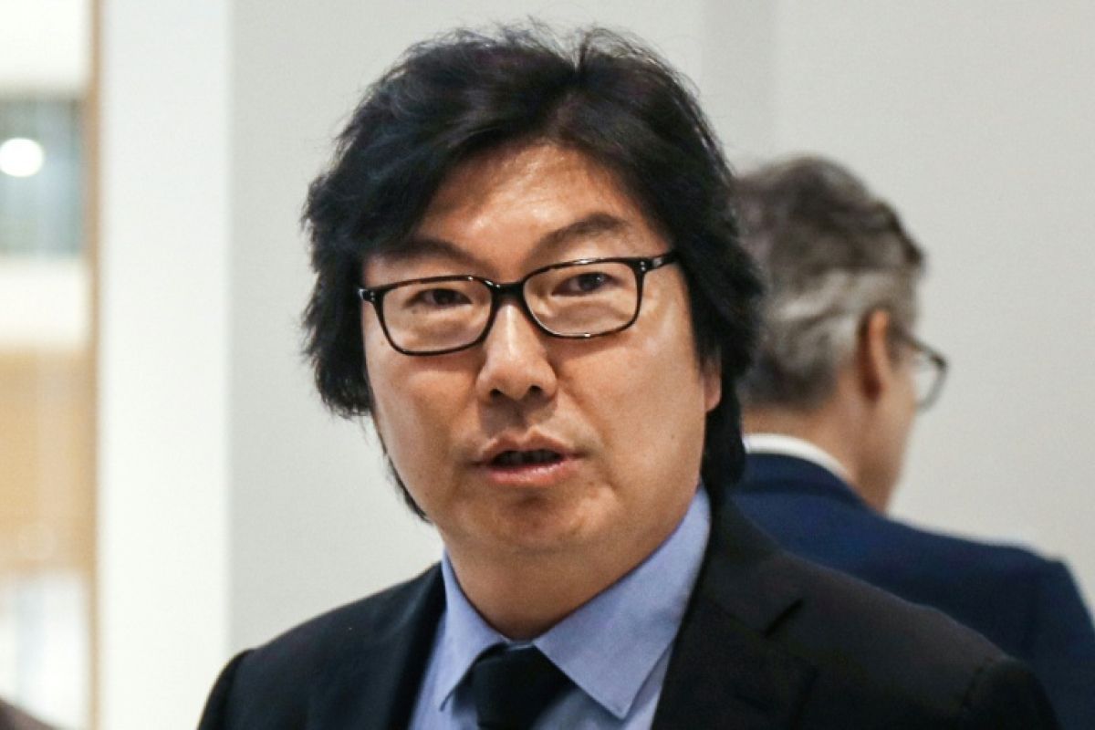 Un ex-secrétaire d’État écologiste face à deux accusations d’agressions sexuelles