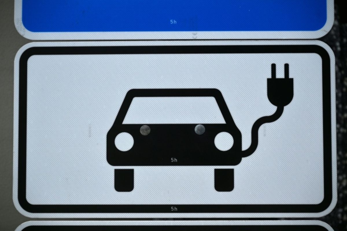 Paris et Berlin redessinent l'avenir de la voiture européenne