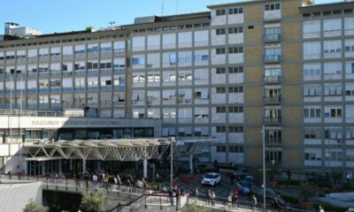 Léon XIV opéré du poumon, sa convalescence suspendue au verdict des analyses