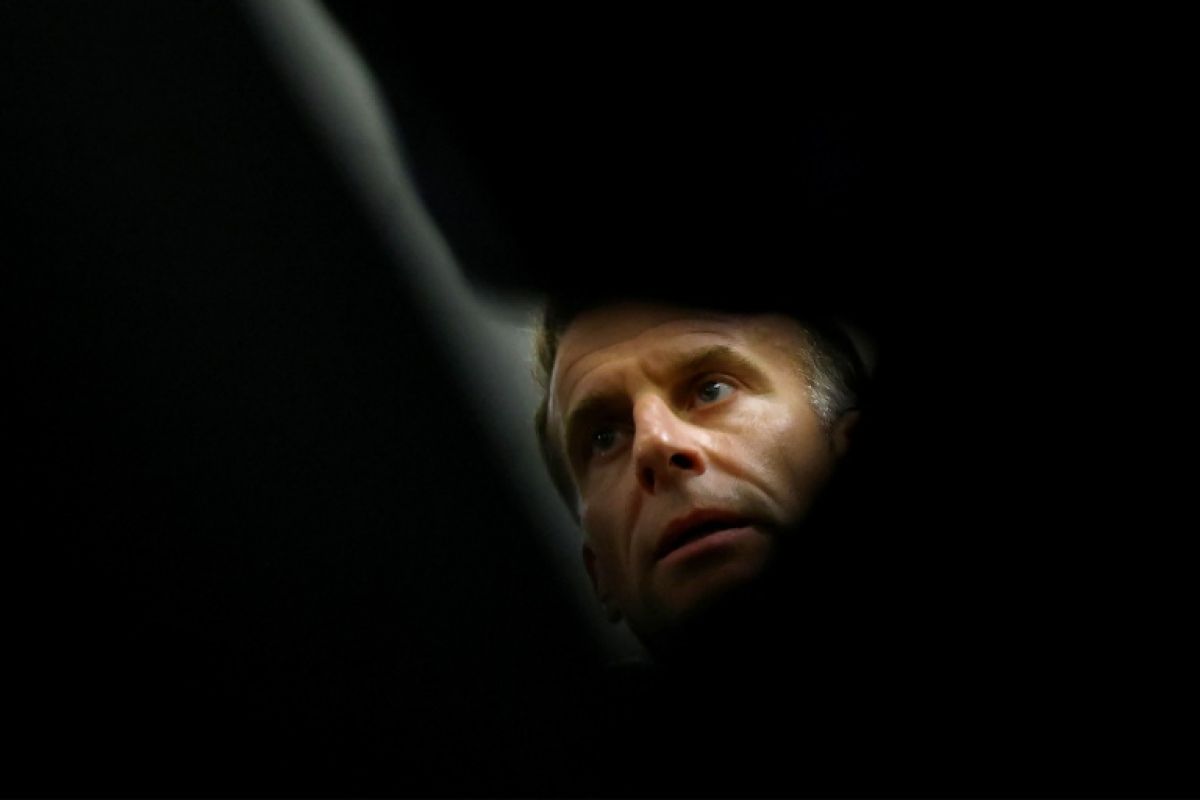 À Marseille, Emmanuel Macron veut montrer que l'État a repris la main
