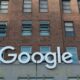Google ralentit sur la pub et fait tanguer Alphabet en Bourse