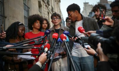 La jeunesse obtient des pistes mais garde la pression