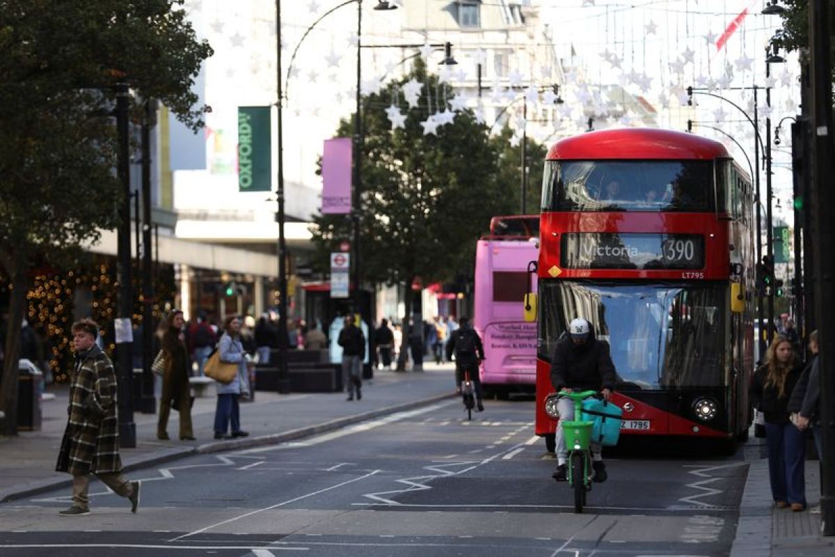 Oxford Street coupe le moteur pour redevenir une destination mondiale