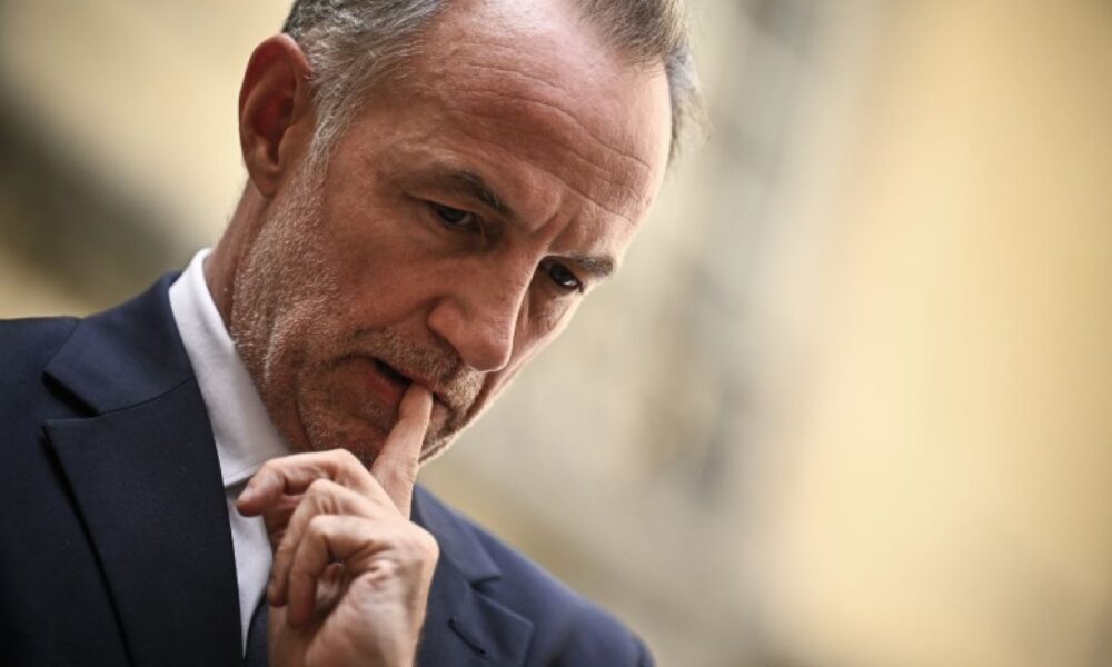 Après les pillages à Paris, Grégoire accuse l'État et tacle Lecornu