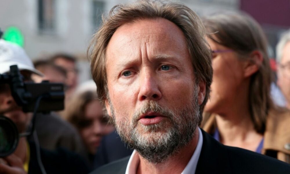 Le PS veut sortir les LBD et les grenades des cortèges lycéens
