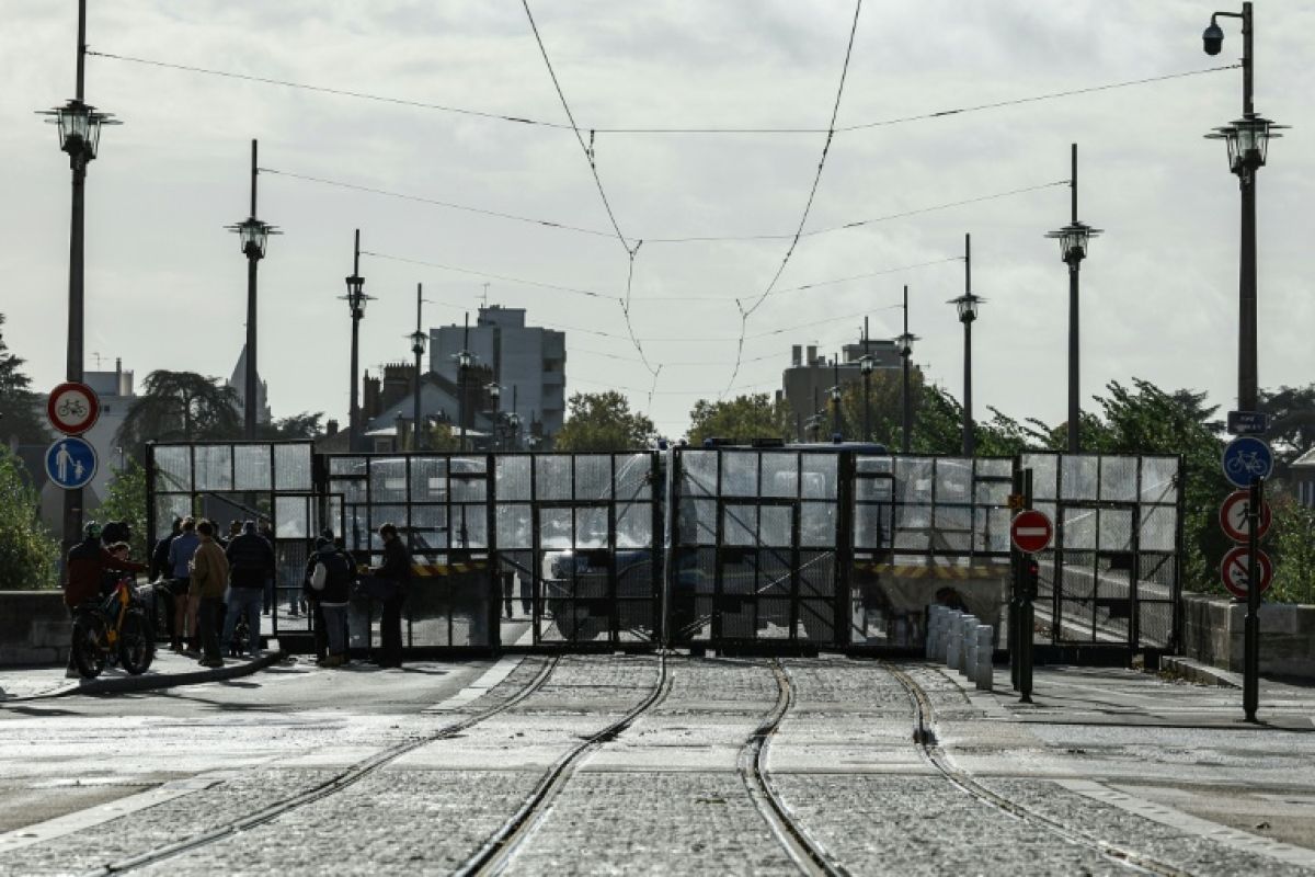 Aucun débordement à Orléans, le maire lève toutes les restrictions