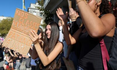 Dans les lycées, une génération réclame des profs, des murs et de l'air