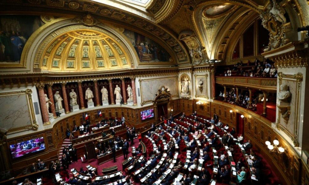 Le Sénat vote un bouclier anti-ingérences, mais le compte n'y est pas