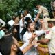 Des dizaines de milliers d'Indiens dans la rue pour faire tomber le patron des élections