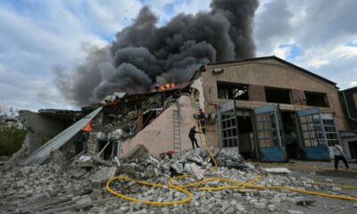 Kharkiv frappée par des bombes guidées, cinq morts et trois enfants blessés