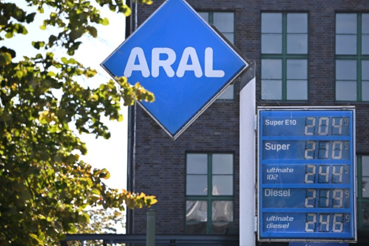 Le carburant coûte moins cher en Allemagne, mais le soulagement reste fragile
