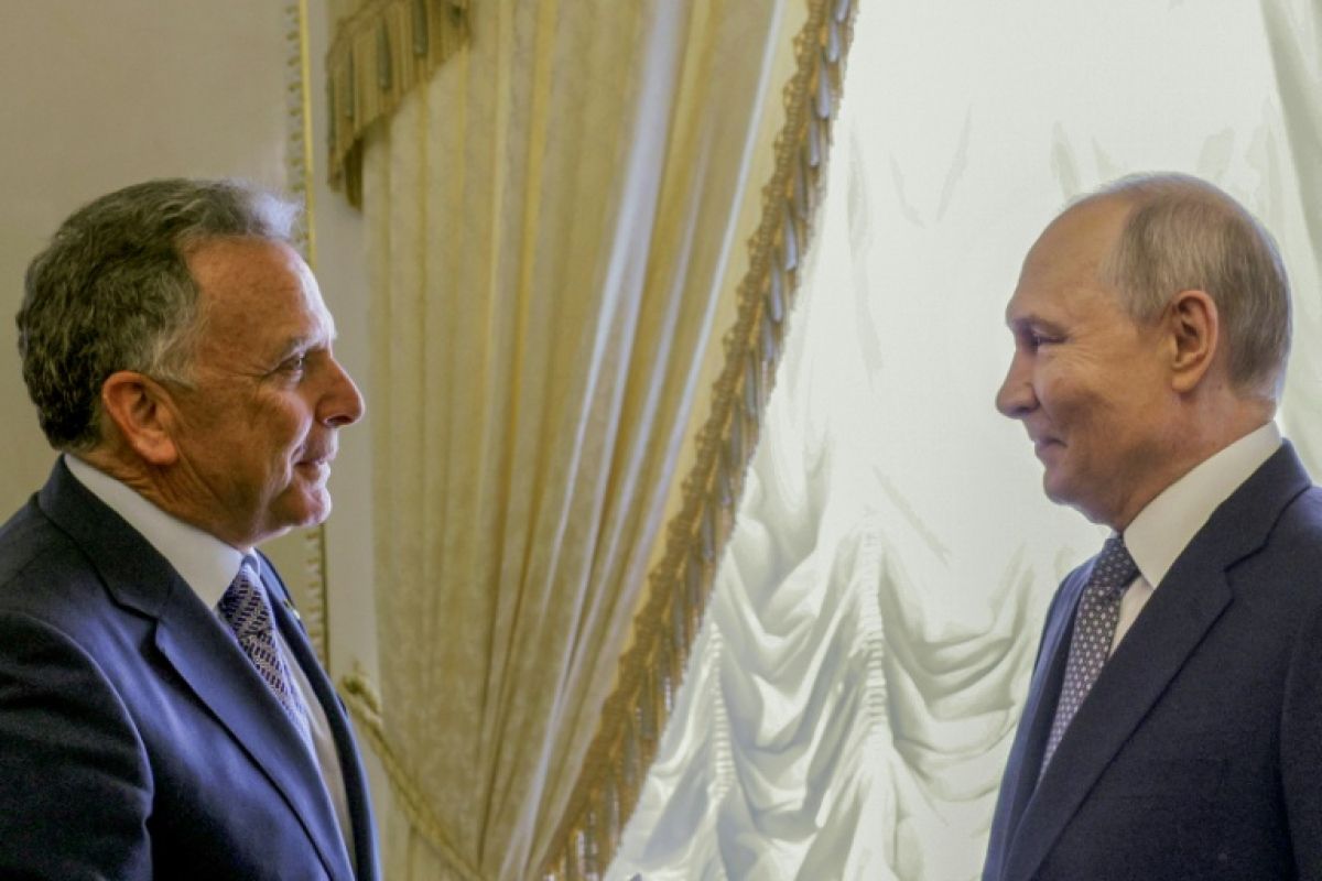 Kiev et Moscou prêts à parler, Washington veut croire à la paix