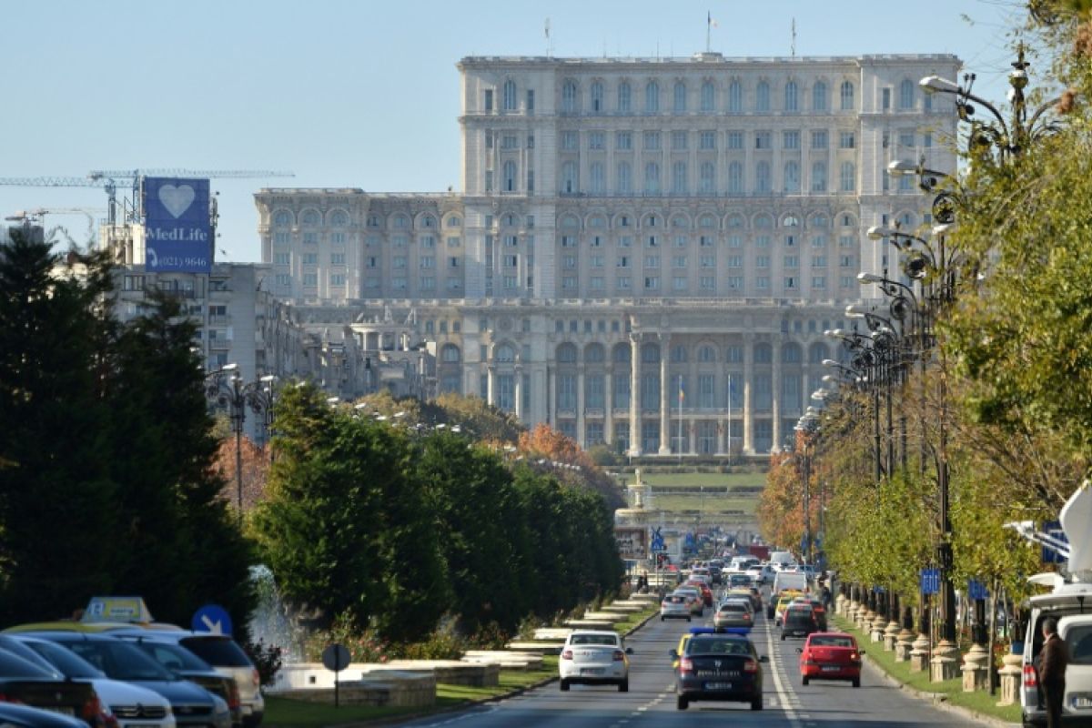 Roumanie, un cabinet de transition pour débloquer le pays