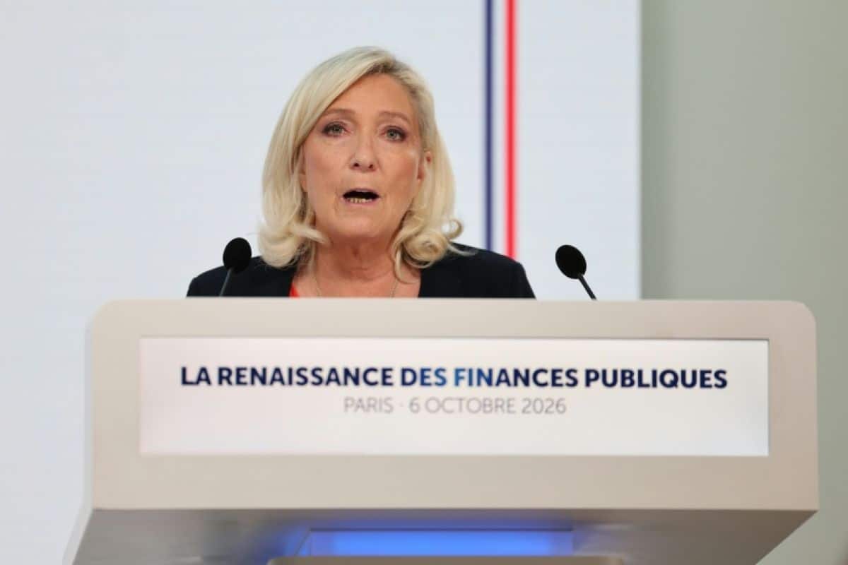 Le Pen veut raboter 140 milliards de dépenses et alléger les impôts de 30 milliards